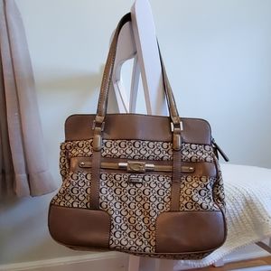 GUESS Women's Shoulder Bag